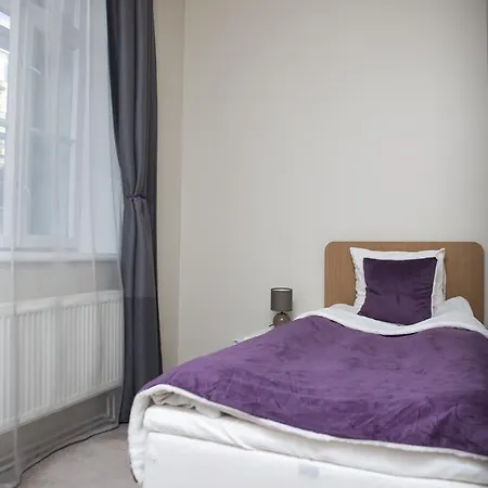 Purple Pillow B&B Nakvynė ir pusryčiai